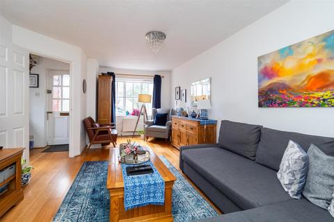 14 Knockholt Close, Sutton, SM2 6ED