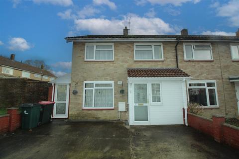 3 bedroom end of terrace house for sale - Gossops Green, Crawley
