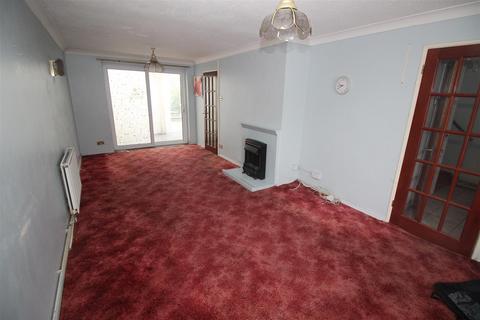 3 bedroom end of terrace house for sale, Gossops Green, Crawley