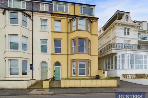 2 bedroom apartment for sale, The Beach, Filey