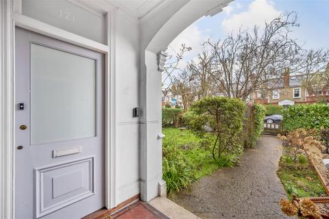 121 Durham Road, London, SW20 0DF