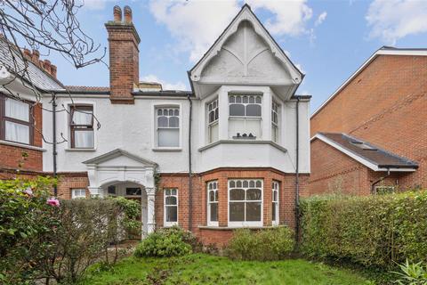 121 Durham Road, London, SW20 0DF