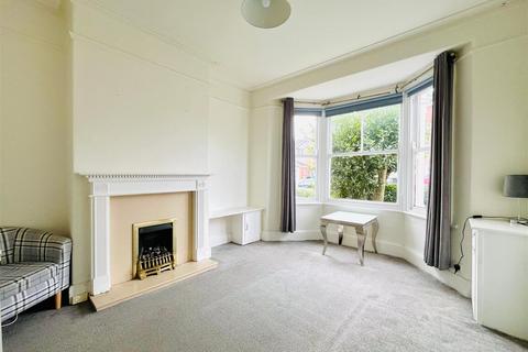 3 bedroom terraced house for sale, Princes Road, Broadheath, Altrincham