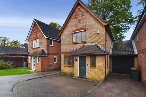 3 bedroom detached house for sale, Worth, Crawley