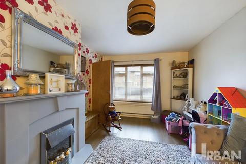 162 Amethyst Road, Hull, HU9 4DJ