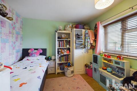 162 Amethyst Road, Hull, HU9 4DJ