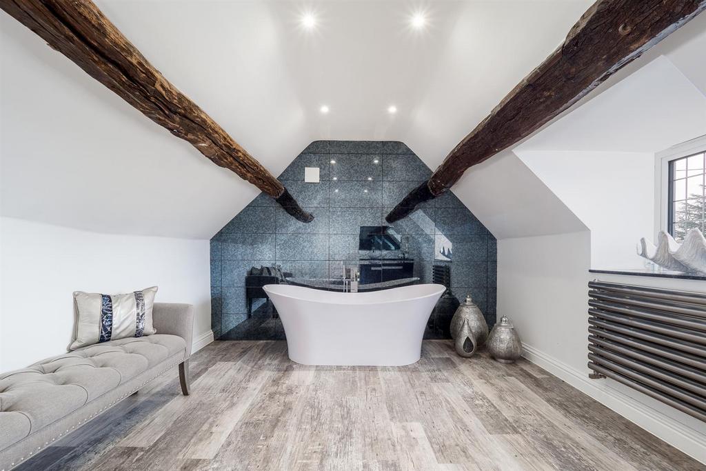 2nd floor ensuite