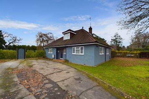 2 bedroom detached bungalow for sale, Northgate, Crawley
