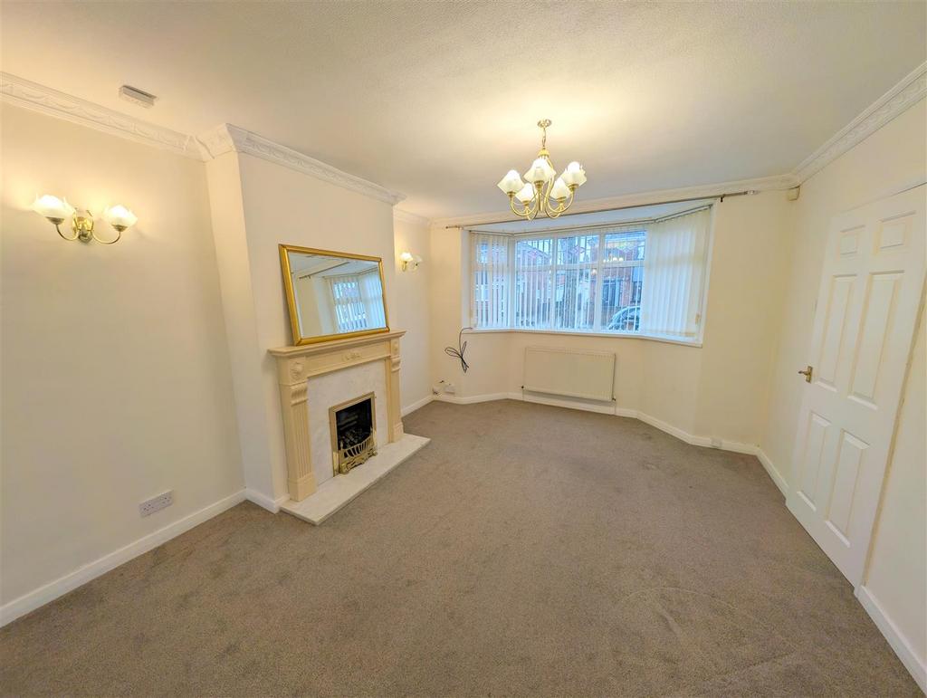 Hewitson Road, Darlington 3 bed semidetached house £795 pcm (£183 pw)