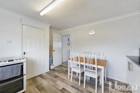 12 Apollo Walk, Hull, HU8 0TU