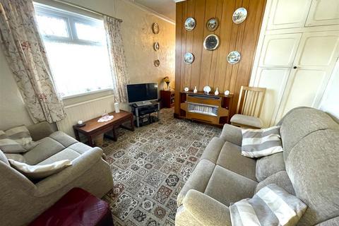 2 bedroom detached bungalow for sale, Ferry Road, Kidwelly