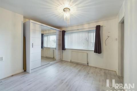 2 bedroom house for sale, Wingfield Road, Hull