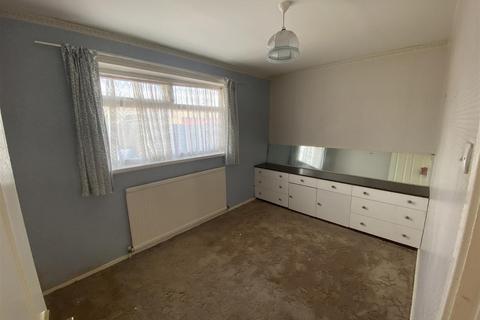 51 Winchester Close, Hull, HU9 4TT