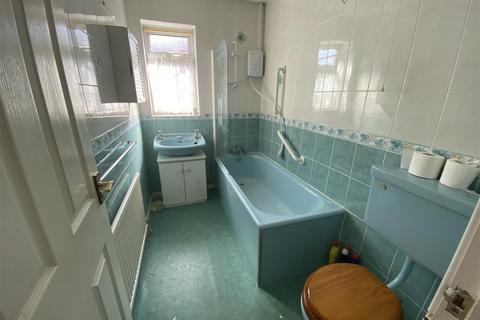 51 Winchester Close, Hull, HU9 4TT