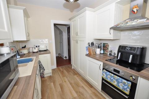 4 bedroom detached house for sale, Pwll Trap, St. Clears, Carmarthen
