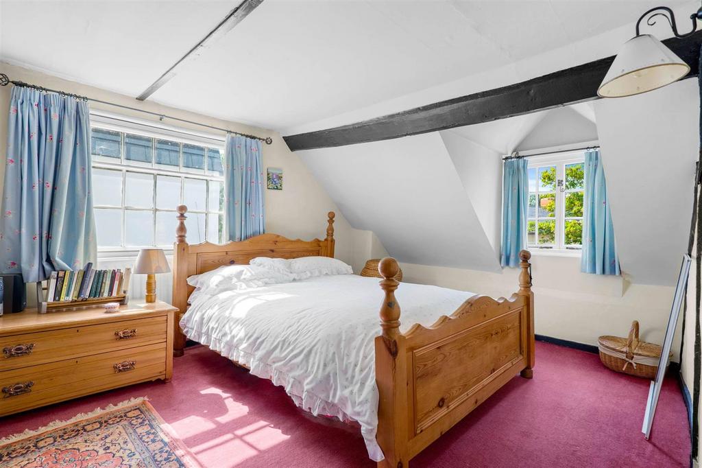 67 London Road - Bedroom 2.jpg