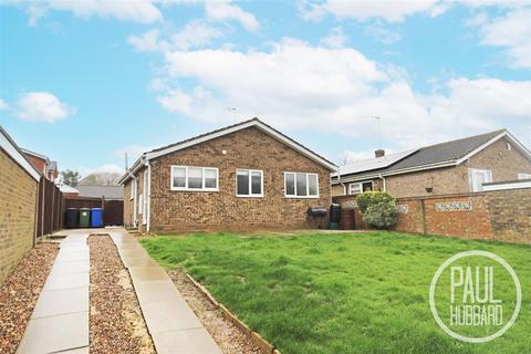 3 bedroom detached bungalow for sale - Cotswold Way, Oulton Broad, NR32