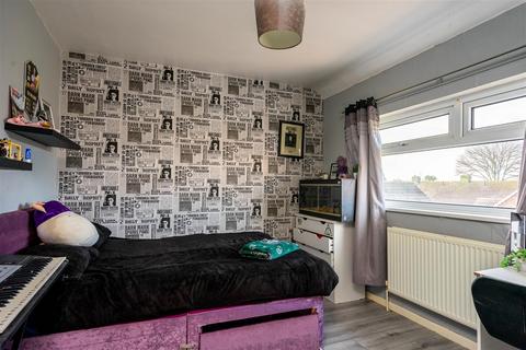 19 Kirkfield Road, Withernsea, HU19 2LA