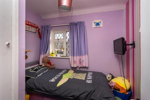 19 Kirkfield Road, Withernsea, HU19 2LA