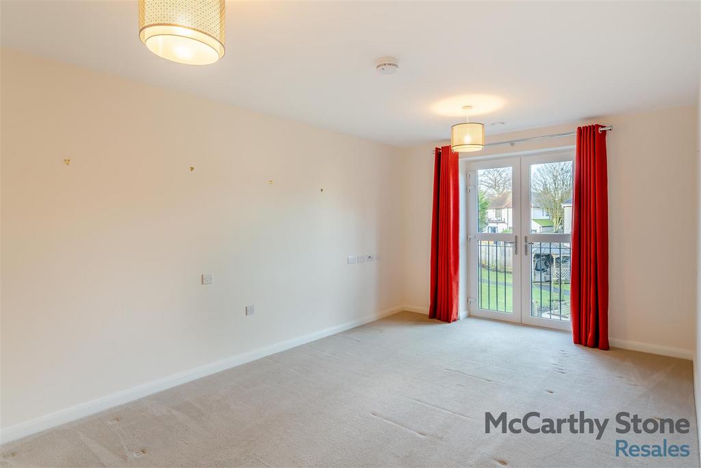 8633338-interior05.jpg