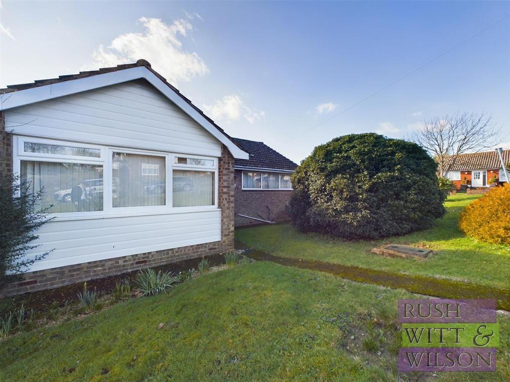 Parkstone Road, Hastings 2 bed detached bungalow for sale £375,000