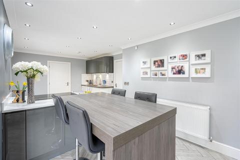 14 Wheatsheaf Close, Sutton Coldfield, B75 5TW