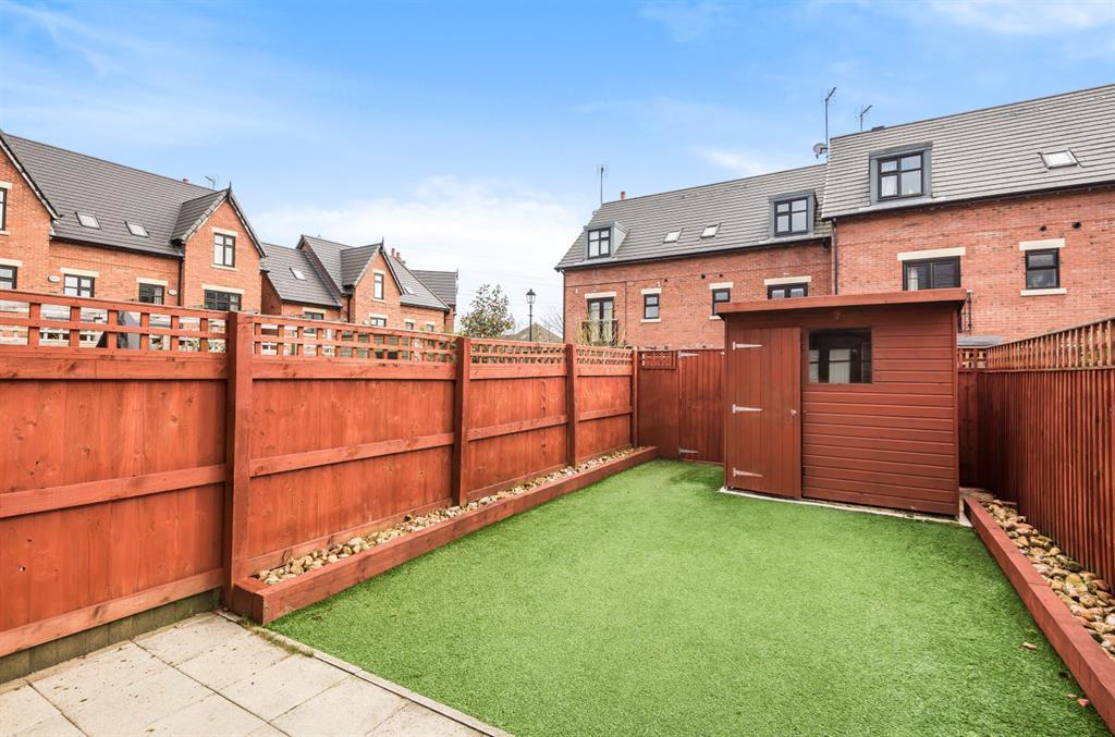 Old Boatyard Lane, Worsley, Manchester 4 bed townhouse £1,650 pcm (£