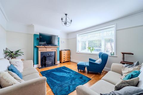 33 Milldown Road, Seaford, BN25 3PB