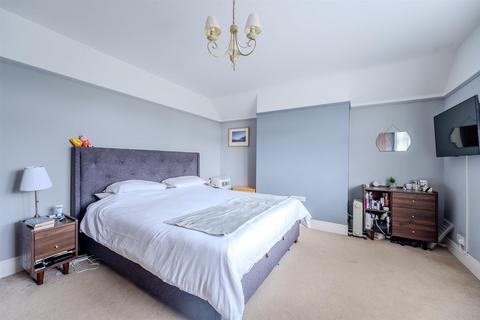 33 Milldown Road, Seaford, BN25 3PB