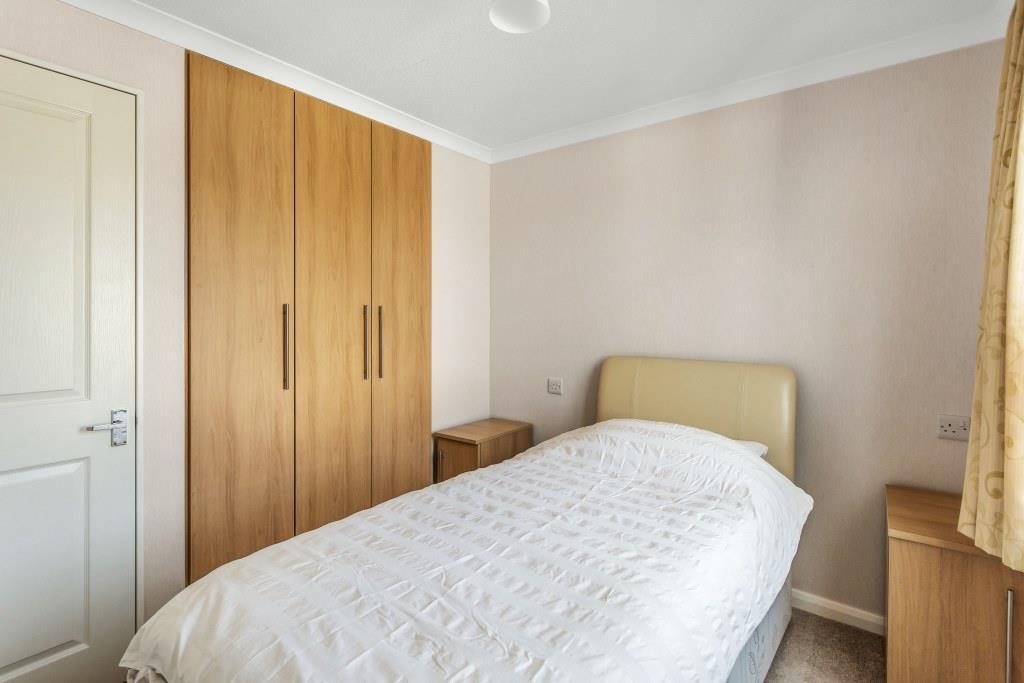RICKWOOD PARK, BEARE GREEN, RH5 1 bed park home for sale £94,950
