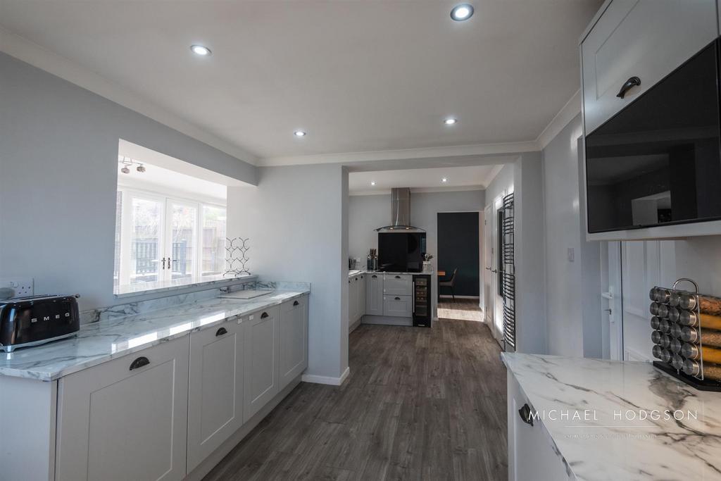 Bailey Way, HettonLeHole, Houghton Le Spring 3 bed semidetached