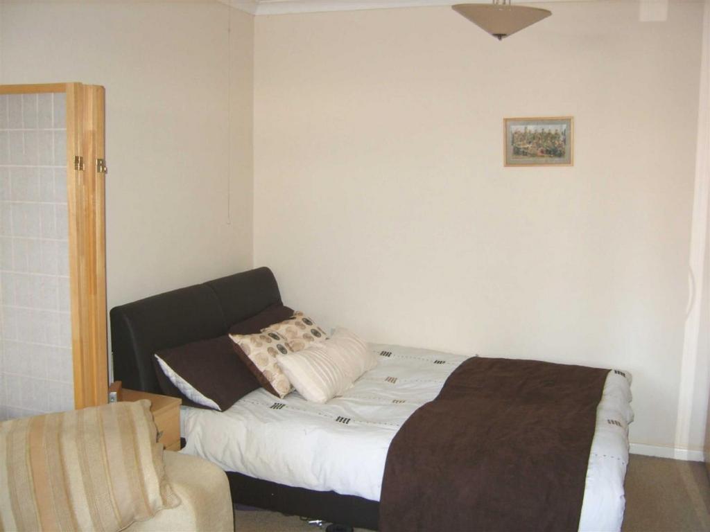 Old Eign Hill, Hereford HR1 1 bed apartment for sale £92,000