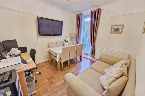 18 Castle Street, Maesteg, CF34 9YH
