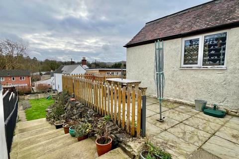 125 Cainscross Road, Stroud, GL5 4HN