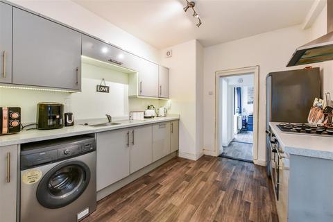 2 bedroom flat for sale, New Road, Portsmouth