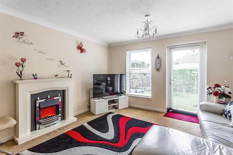33 Beaconsfield Place, Epsom, KT17 4BD