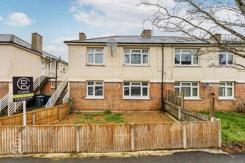 2 bedroom maisonette for sale, Cedar Grove, London, W5