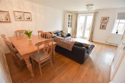 4 bedroom end of terrace house for sale - Stoneycroft Road, Sheffield, S13