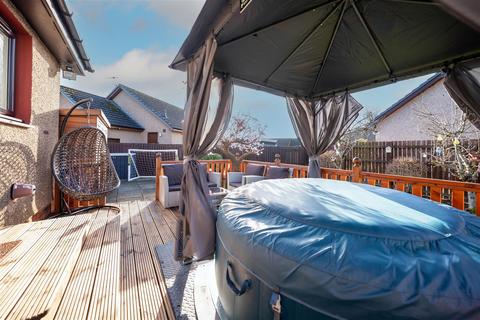 10 Hatton Road, Luncarty, Perth, PH1 3UZ
