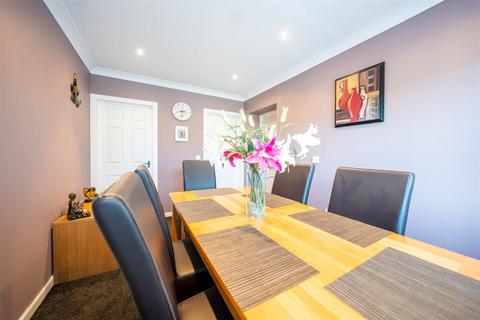 10 Hatton Road, Luncarty, Perth, PH1 3UZ