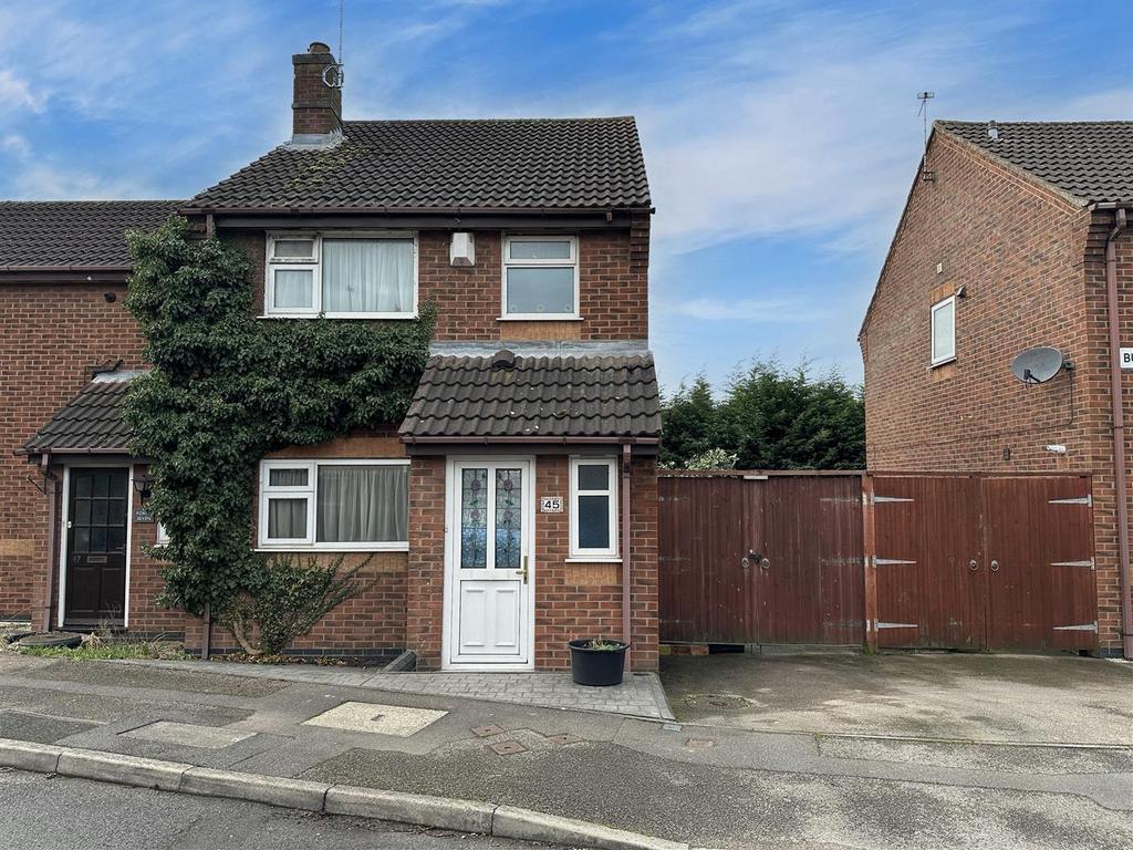 Buckingham Drive, Aylestone LE2 3 bed semidetached house for sale £
