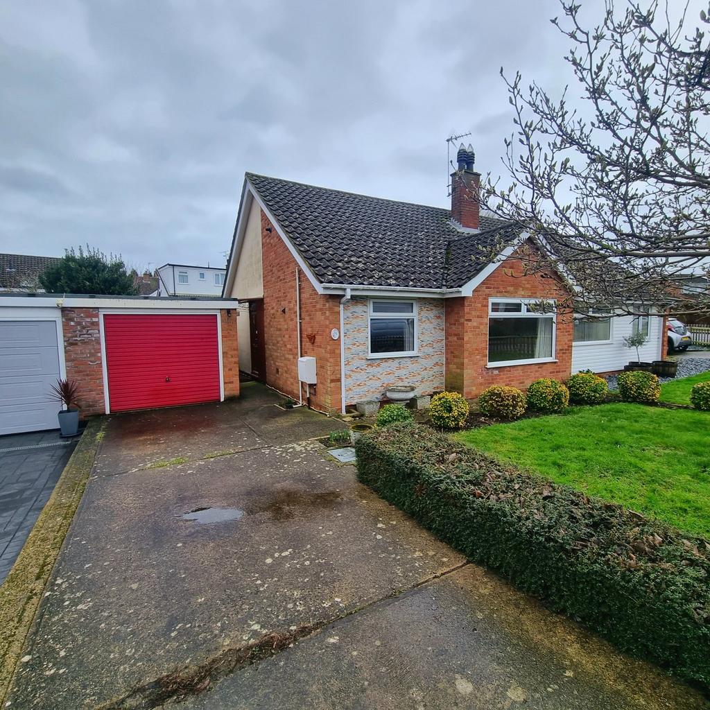 Lavenham Way, Stowmarket, IP14 3 bed bungalow for sale £260,000