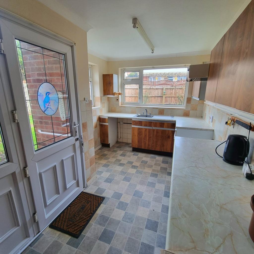 Lavenham Way, Stowmarket, IP14 3 bed bungalow for sale £260,000