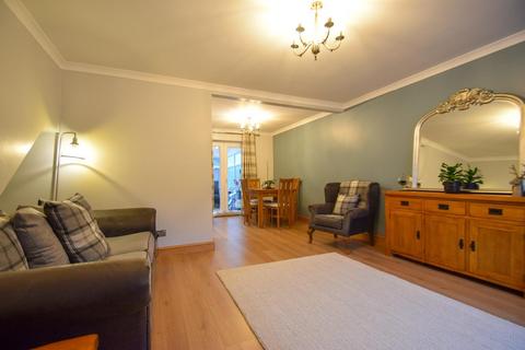 3 bedroom end of terrace house for sale - St. Michaels Way, Brackla, Bridgend County Borough, CF31 2BE