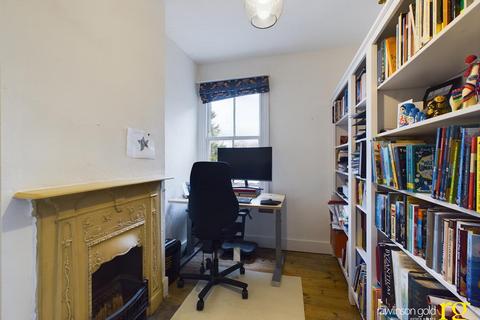 75 Stanley Road, Harrow, HA2 8AY