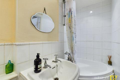 75 Stanley Road, Harrow, HA2 8AY