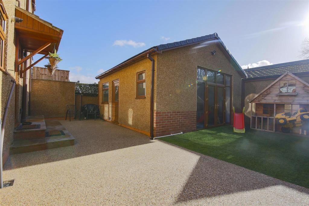 Garden room