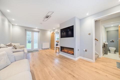 2 Carnation Close, East Malling, West Malling, ME19 6EZ