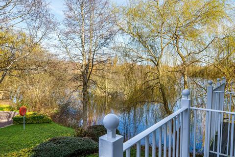 3 bedroom townhouse for sale, The Lakes, Larkfield, Aylesford