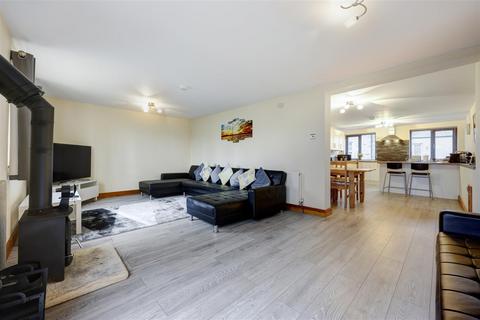 3 bedroom terraced house for sale, 10 Flying Horseshoe Cottage, Clapham